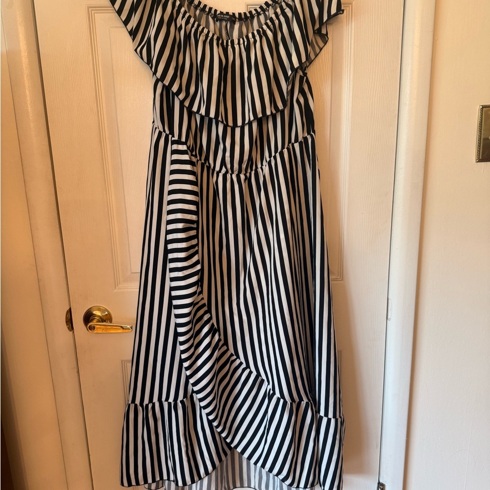 SHEIN Black and White Asymmetrical Ruffled Sundress